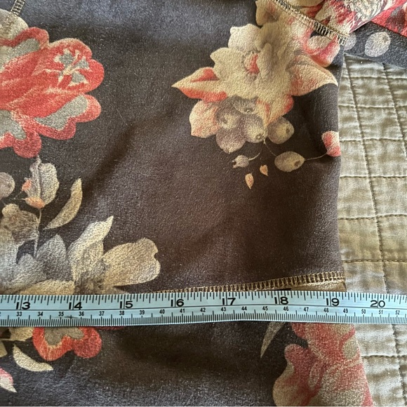 Anthropologie Solitaire Brown Suede Large Floral
Open Front Kimono Jacket - Picture 11 of 13